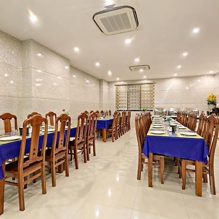 Celina Hotel & Apartment Дананг Екстер'єр фото