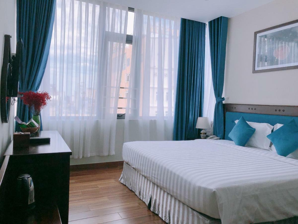 Celina Hotel & Apartment Дананг Екстер'єр фото