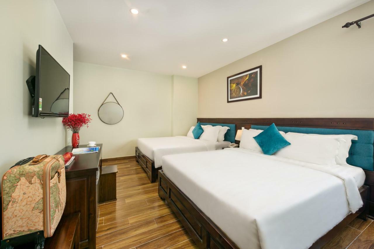 Celina Hotel & Apartment Дананг Екстер'єр фото