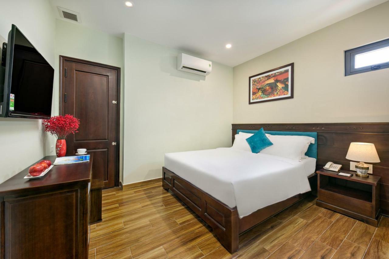 Celina Hotel & Apartment Дананг Екстер'єр фото
