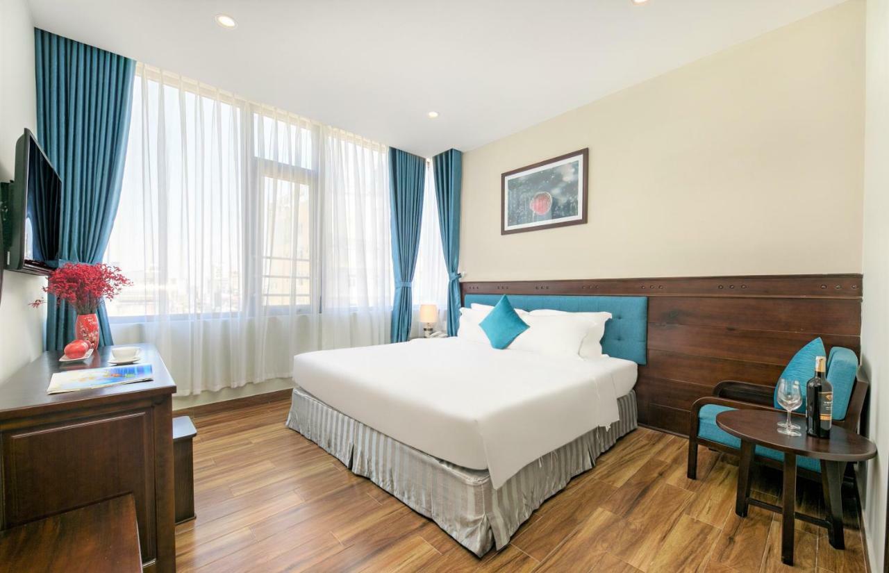 Celina Hotel & Apartment Дананг Екстер'єр фото