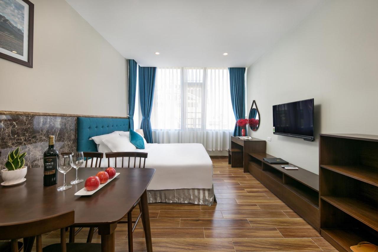 Celina Hotel & Apartment Дананг Екстер'єр фото